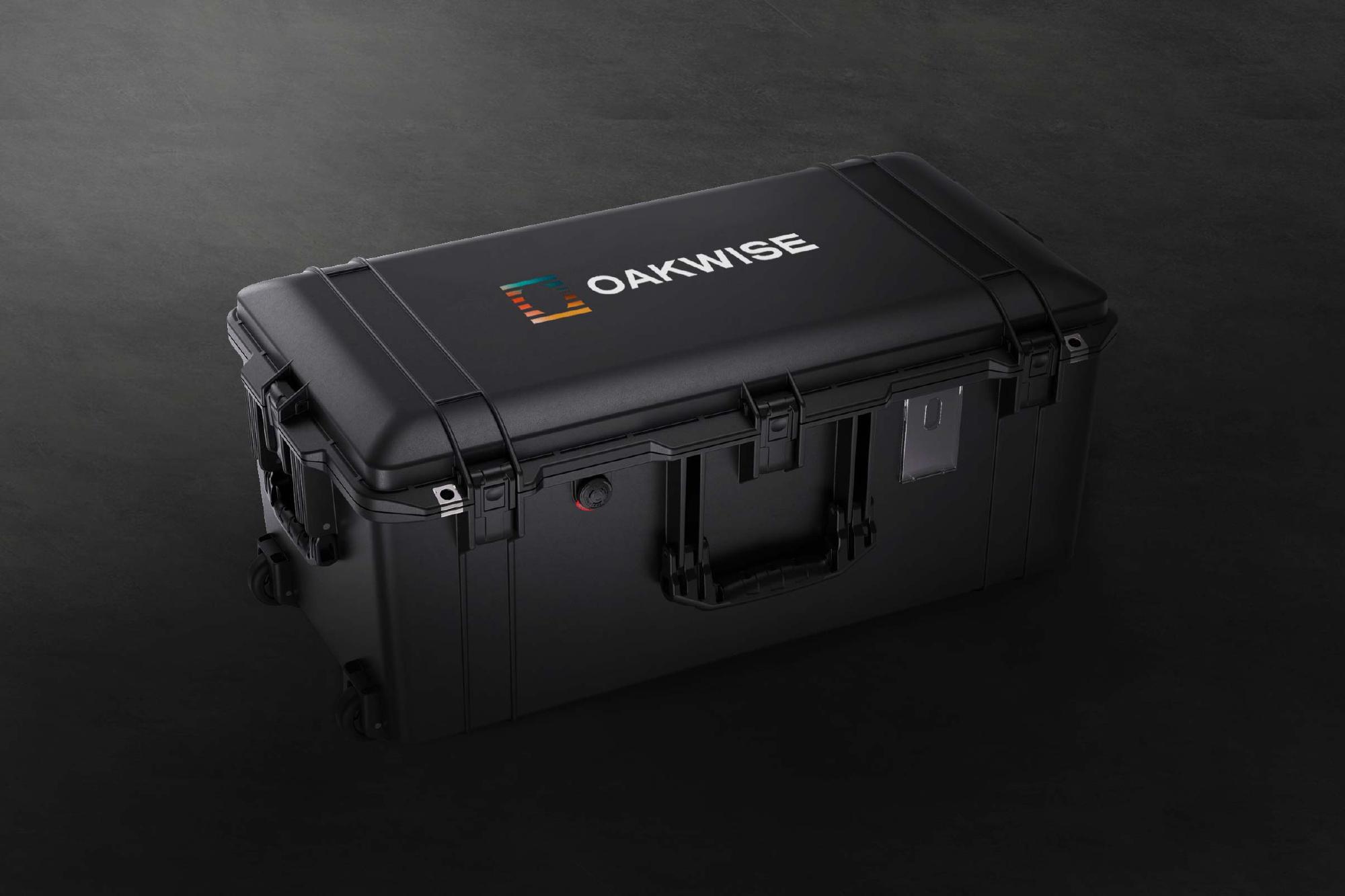 koffer met logo oakwise media